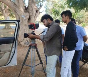 Lovers Crime Working Still (2)