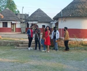 Lovers Crime Working Still (4)